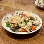 タイ東北料理 イサーン・キッチン - 