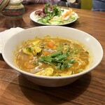 タイ東北料理 イサーン・キッチン - 
