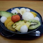 みつばち - クリーム白玉あんみつ