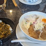 鶏白湯そば 美な味 - 