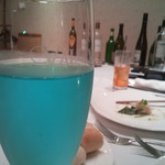 アバ - 【シャンパンブルース】 淡く美しいブルーがメッチャ綺麗