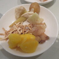 中国料理 陽明殿 - 蒸し野菜など