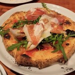 Pizzeria TAKATA BOKUSYA - プロシュートピザ。