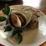 丸魚食堂 - サザエ100円
