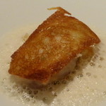 オマージュ - 長崎産イサキの海老トースト乗せ