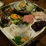 いとや - 刺身盛り合わせ（8点盛り）
      