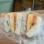 ドルフのパン - 食べきれない分は持ち帰り♪ラップしてくれました。