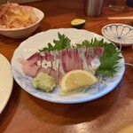 活魚料理 広海 - シマアジお造り