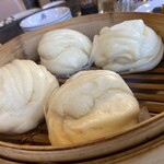 横浜中華街 北京飯店 - コースの花巻饅頭