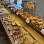 ベーカリーパンビ - 