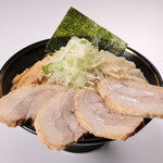 大志軒 - 肉盛り淡麗味噌麺