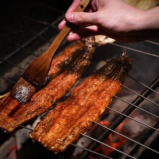 『皮はパリッと、身はふっくら』コースで楽しむ。