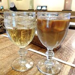 グルービー - ジンジャーエールとアイスカフェオレ