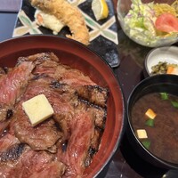 赤坂 津つ井 総本店 - 