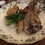 Trattoria Annamaria - ミルク飲み仔羊のグリル　2人前　ガッツリあります