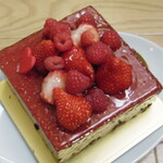 パティスリー リョーコ - アップでどうぞ