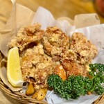 名物 チキンバスケット