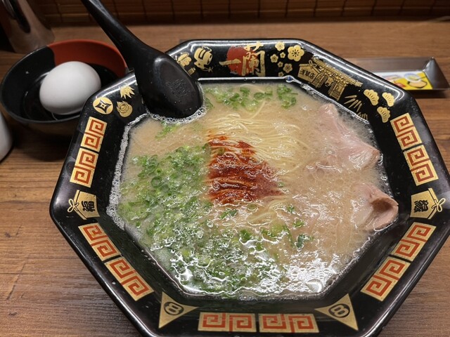 一蘭 浅草六区店 - 浅草（つくばEXP）/ラーメン | 食べログ