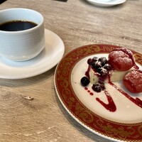 ゴドノフ東京 丸ビル店 - 