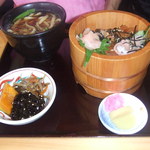 田毎 日置江店 - てこねずし定食・温かいうどん