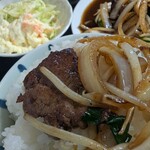 白龍ラーメン - ごはんにのっけちゃう♪