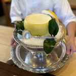 鎌倉 北じま - 晩白柚の杏仁豆腐