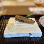 鎌倉 北じま - 五目豆を使った飯と鰯の唐揚げ