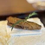 鎌倉 北じま - 五目豆を使った飯と鰯の唐揚げ