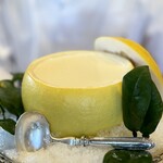 鎌倉 北じま - 晩白柚の杏仁豆腐