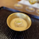 鎌倉 北じま - 先付け　粕汁、海老芋、三浦大根・蕗のとう