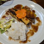 キッチン ブルー グローブ - ご飯を乗せてのワンプレート