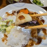 キッチン ブルー グローブ - カリフラワーを添えて