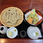 二葉屋 葉隠 - 季節の野菜天ざる