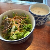 渋谷焼肉 KINTAN - サラダとスープ