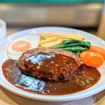 鮨みつ - 料理写真:目玉焼き付ハンバーグ180g 