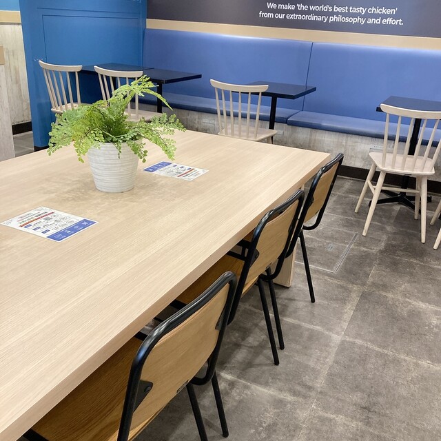 bb.q Olive Chicken Cafe Hiruzuoku Tokushige Gardenzu Ten photo 5