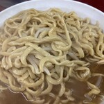 ラーメン二郎 - 天地返し中の香りがたまりまセブン。
