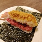 USHIGORO S. SHINJUKU - からすみと車海老、赤身の手巻き