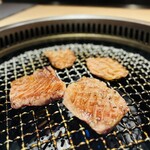焼肉 六六六 - 