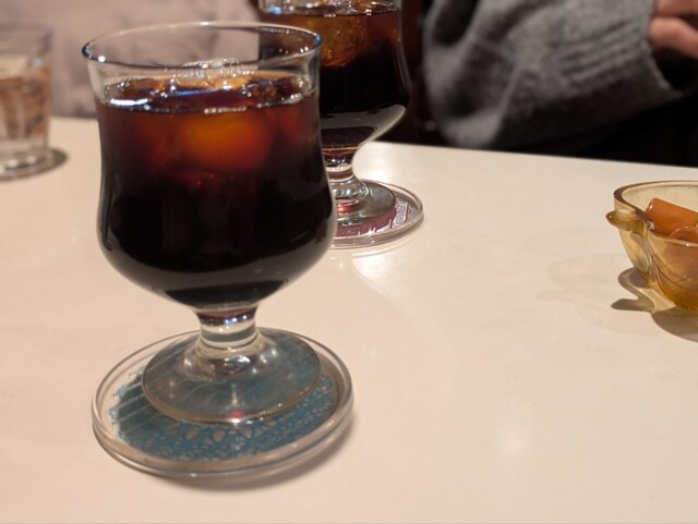 山形の隠れ家カフェ『コーヒーラヴ』 &ndash; 落ち着く空間と手作りスイーツ