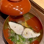 くずし 之助 - お椀　御前崎　波乗り鰆　焼き霜お椀