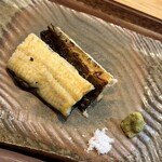 くずし 之助 - 炭火焼き　浜名湖産　鰻白焼き