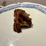 茶禅華 - 山東省の海鼠の伝統料理をアレンジ　コラーゲンが効いて濃厚なソースとのバランスがいいですね