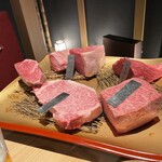 純和牛焼肉 無限亭。 - 