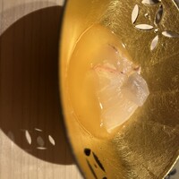 鮨 由う - 