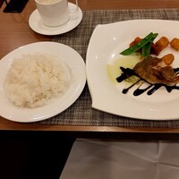 ザ・ループ(ホテルアゴーラリージェンシー大阪堺) - 
