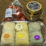 わくわく広場 - 料理写真:窯焼き珈琲プリン、川合農園ミニトマト、kikipan（3色）