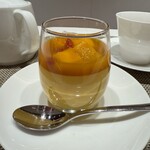 ザ・ペニンシュラ ブティック&カフェ - マンゴープリンも追加してしまいました。