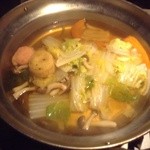 nagoyako-chinkanzenkoshitsumomiji - これが特製の鍋