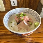 中華そば よしかわ - 海鮮丼（630円）